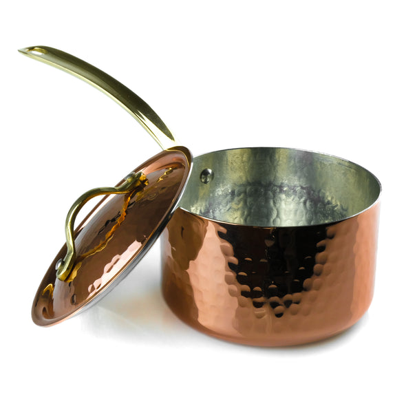 A copper timeless piece ideal for cooking 