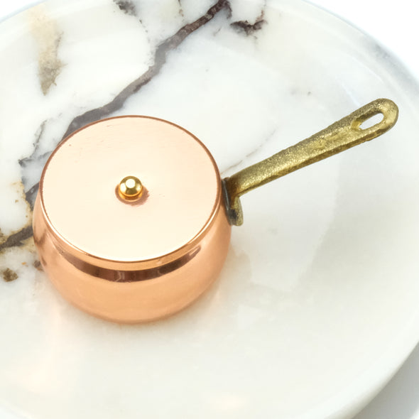 Miniature sauce pot with lid and brass handle